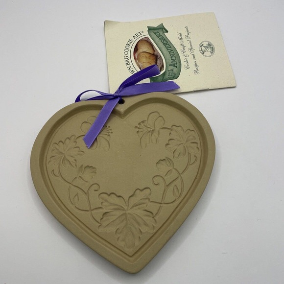 Brown Bag Other - Brown Bag Cookie Art Mold Art Nouveau Heart Hill Design Baking Shortbread Crafts
